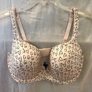 NWOT Victoria Secret Demi bra
